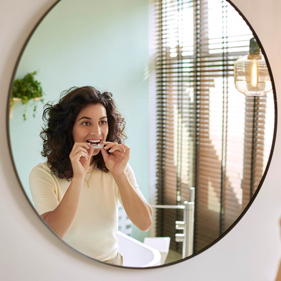 Philips Sonicare ExpertClean power toothbrush with accessories