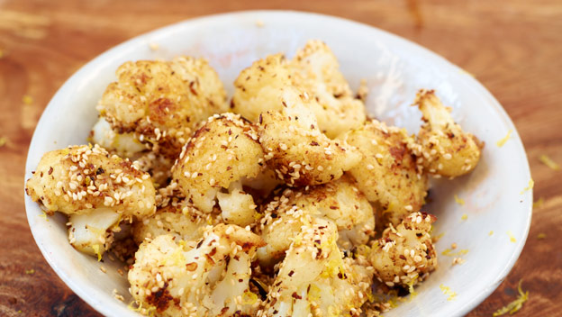 Pot roasted spiced cauliflower with toasted sesame seeds | Philips